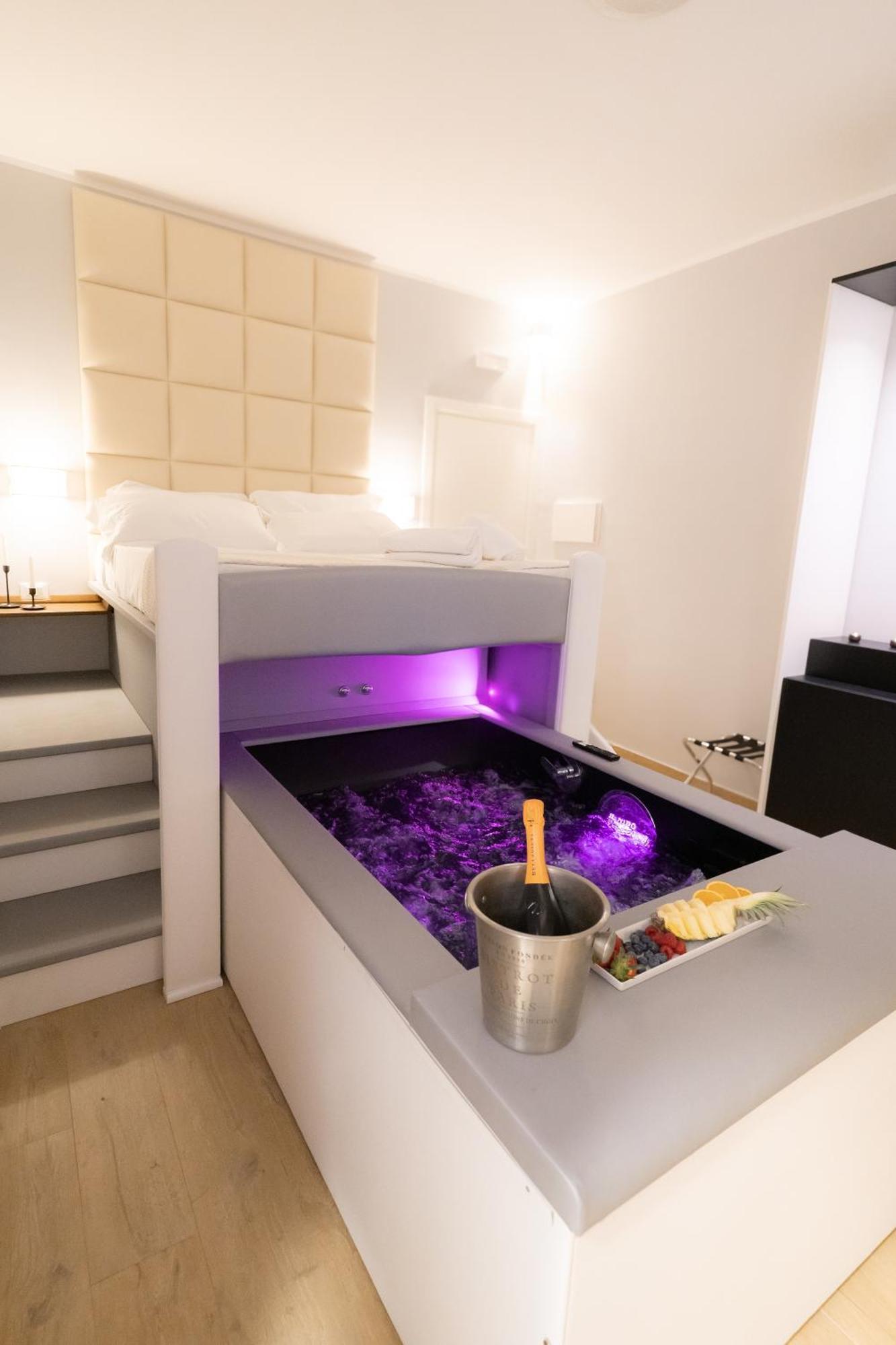 Alma Suites - Il Nido D'Amore Livorno Exteriér fotografie