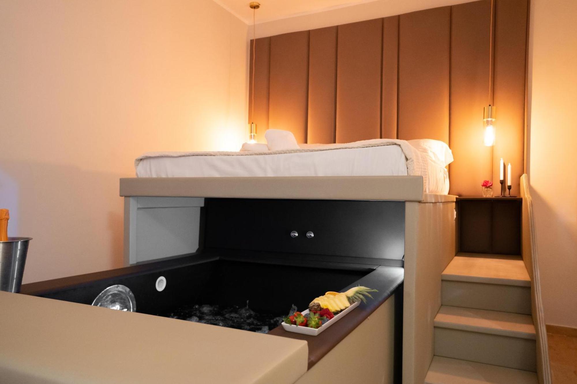 Alma Suites - Il Nido D'Amore Livorno Exteriér fotografie