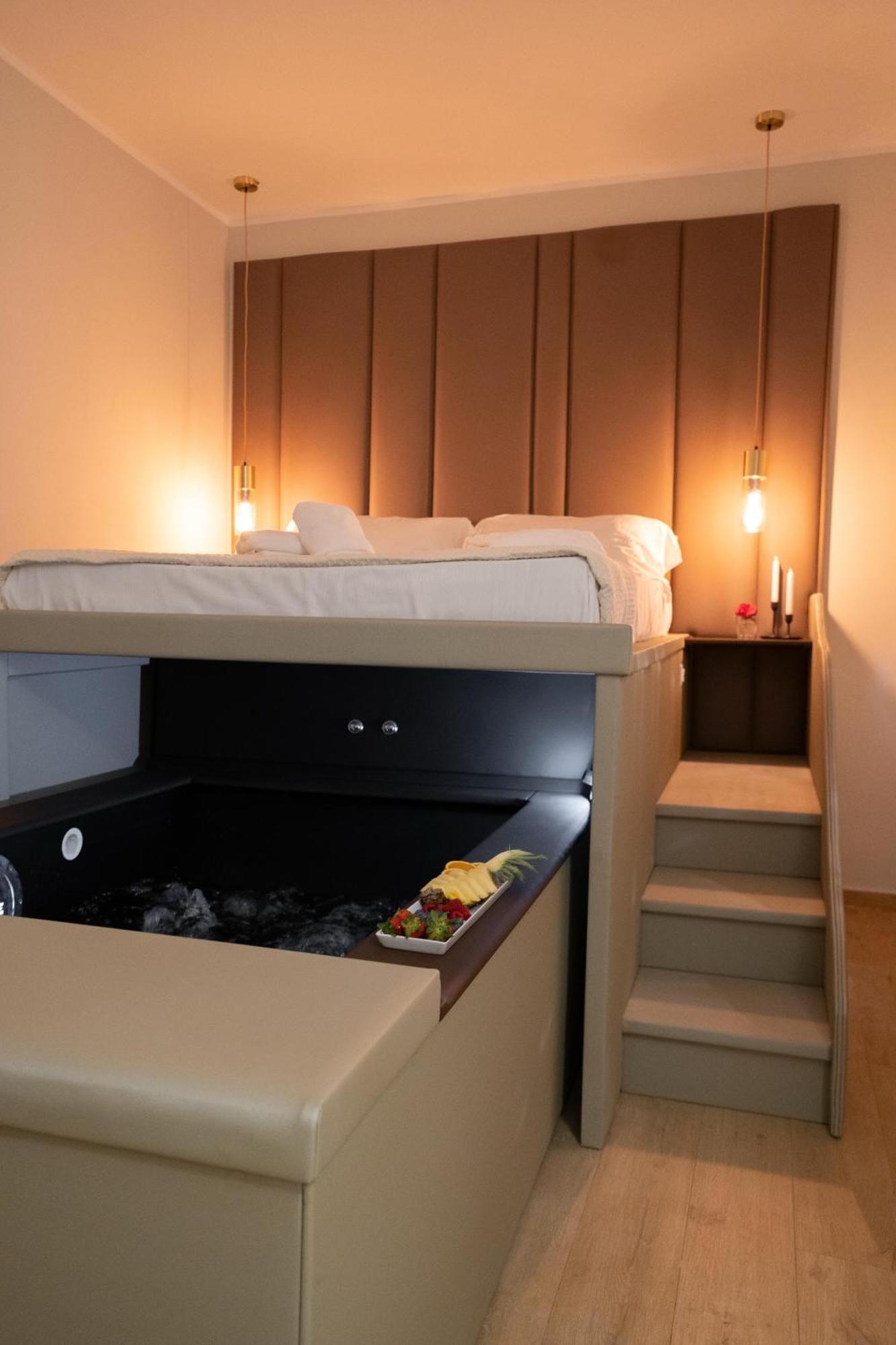 Alma Suites - Il Nido D'Amore Livorno Exteriér fotografie